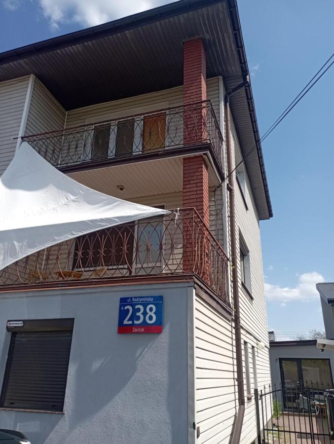 Hotel Pokoje Targowek Varšava Exteriér fotografie